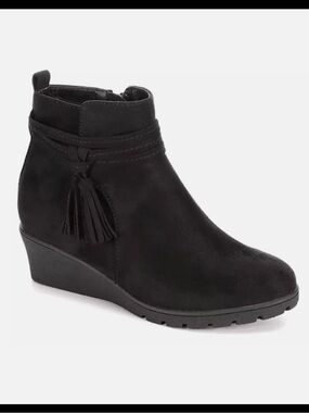 CUPCAKE COUTURE LYLAH WEDGE BOOT